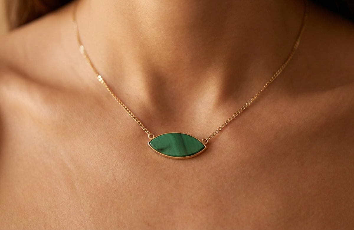 Collar Feuille - En cuello