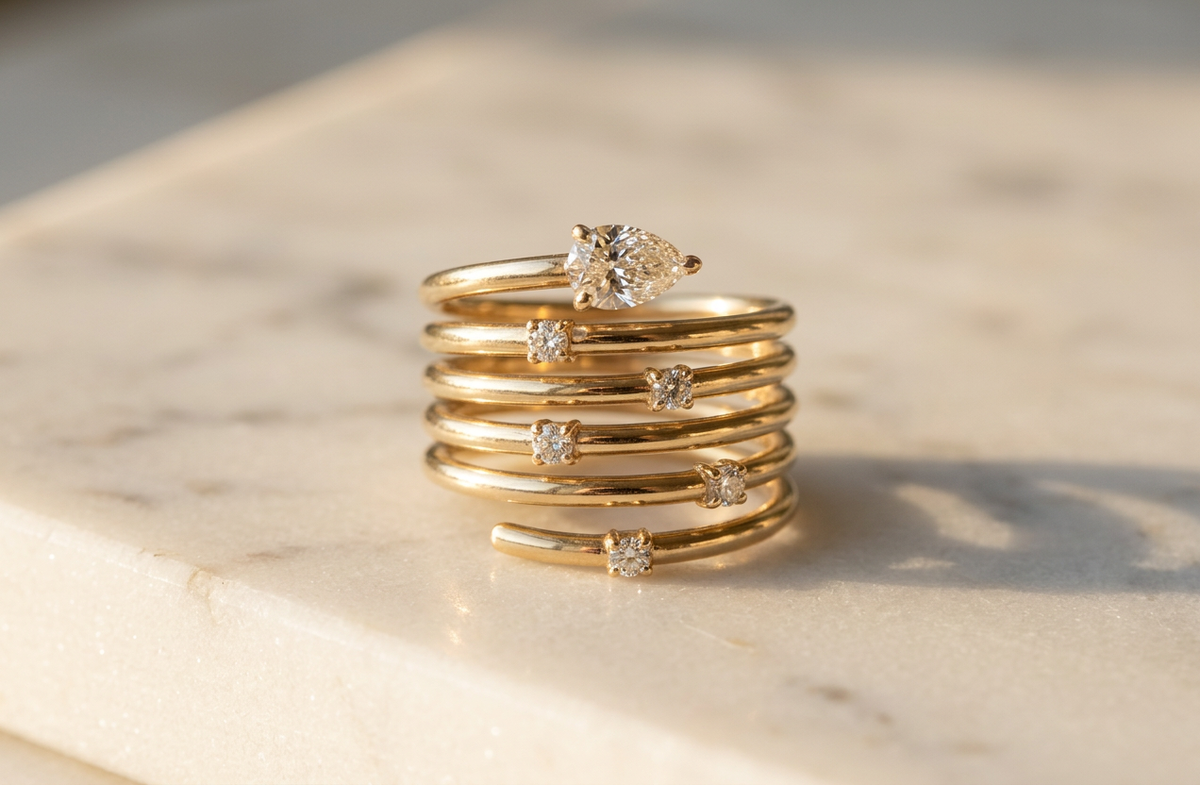 Anillo Spirale - Editorial mármol